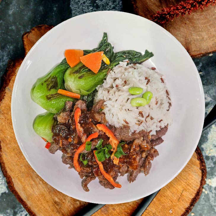 B. Satay Beef W/ Seasonal Vegetables And Edamame Mix Grain - 22/05/25