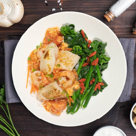 B. Seafood w/ Vermicelli Noodles And Singaporean Tomato Egg Sauce - 25/08/25